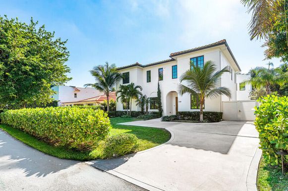 250 Plymouth, West Palm Beach, FL 33405