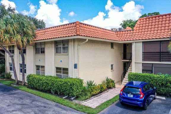 1124 13th, Boca Raton, FL 33486