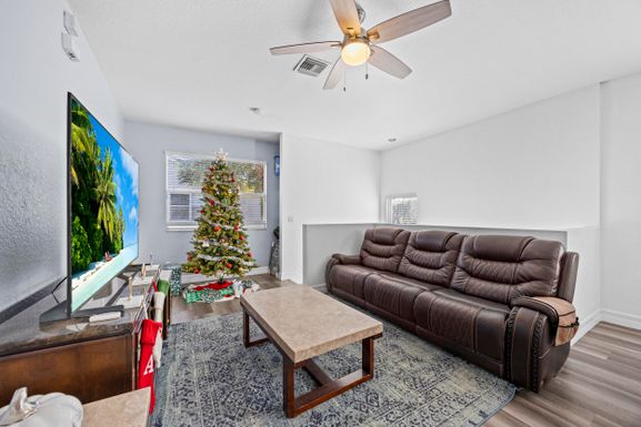 3128 Grandiflora, Greenacres, FL 33467