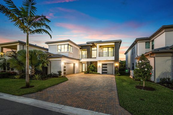 8575 Ganton, Boca Raton, FL 33434