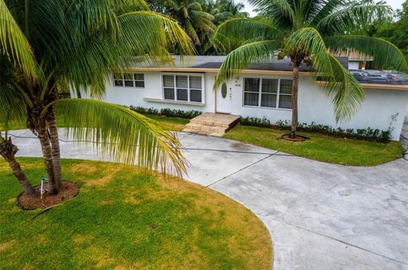 4416 Broward, Plantation, FL 33317