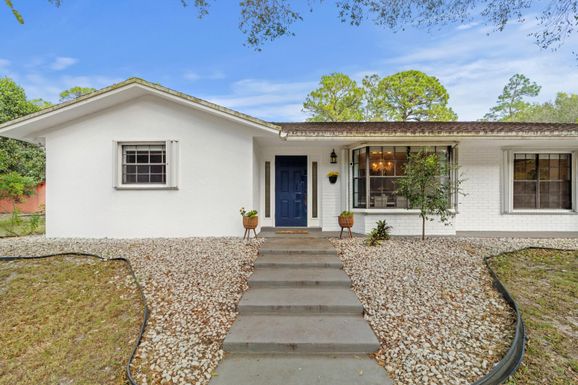 14817 Snail Trail, Loxahatchee Groves, FL 33470