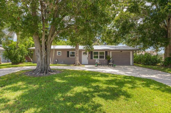 477 Asbury, Port Saint Lucie, FL 34983
