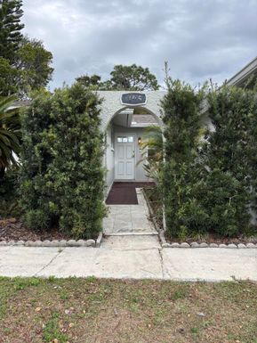 1105+1107 Amble, Clearwater, FL 33755