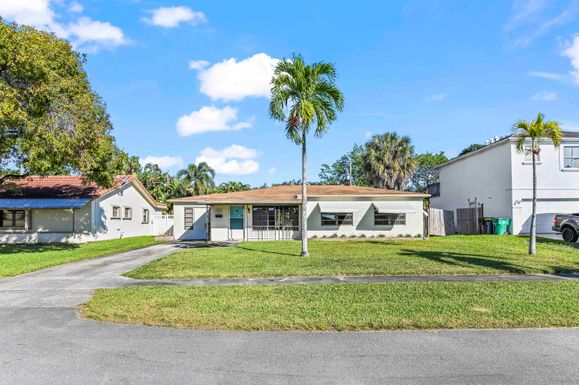 105 2nd, Dania, FL 33004