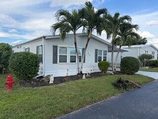 817 Sunglow, Boynton Beach, FL 33436