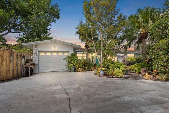 204 Arbor, Port Saint Lucie, FL 34952