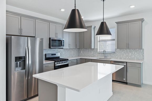 758 Courances, Port Saint Lucie, FL 34984