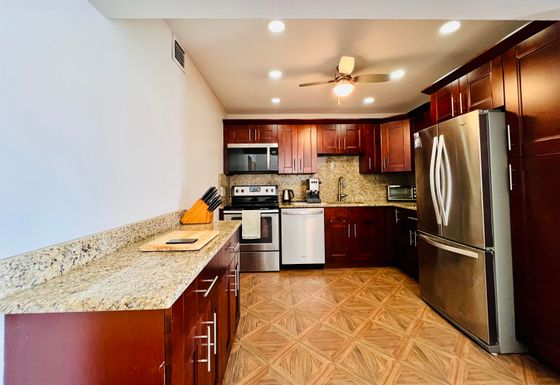 307 Wellington C, West Palm Beach, FL 33417