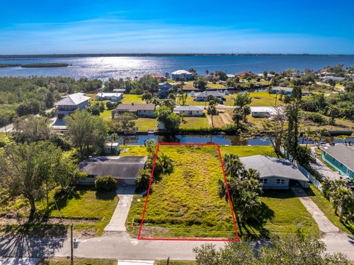 188 Danforth, Port Charlotte, FL 33980