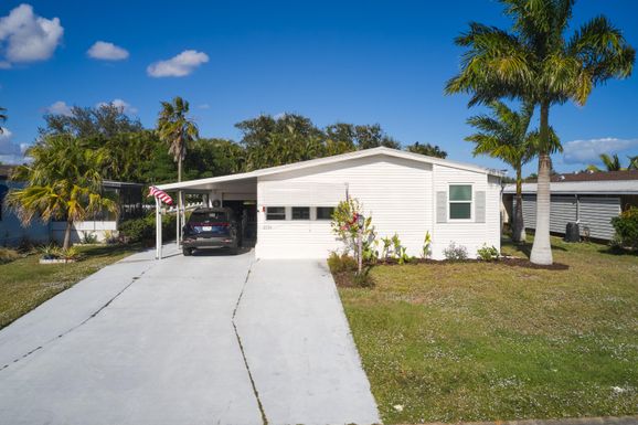 2779 Olds, Stuart, FL 34997