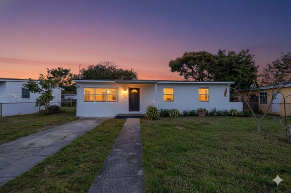 939 12th, Fort Lauderdale, FL 33311