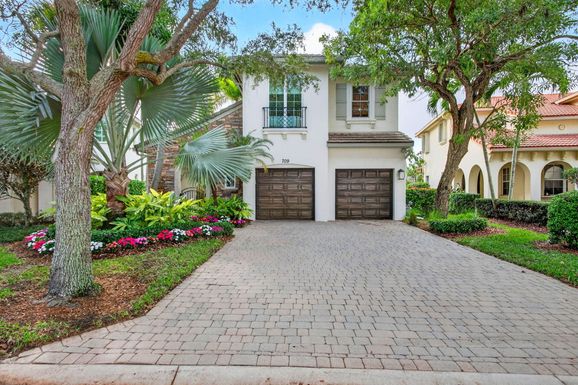 709 Bocce, Palm Beach Gardens, FL 33410