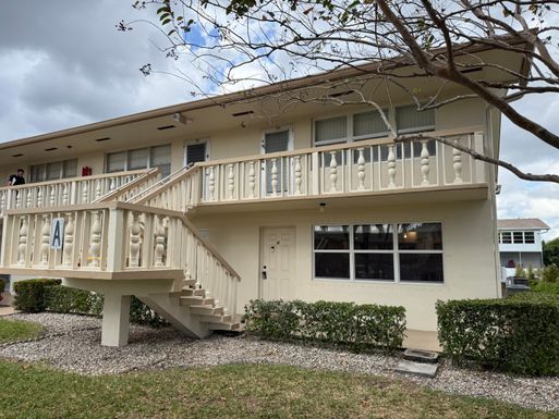 13 Northampton A, West Palm Beach, FL 33417