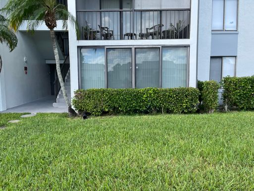 1012 Green Pine, West Palm Beach, FL 33409