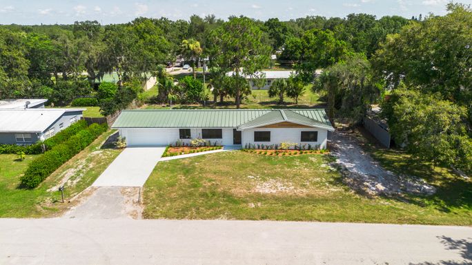 809 12th, Okeechobee, FL 34974