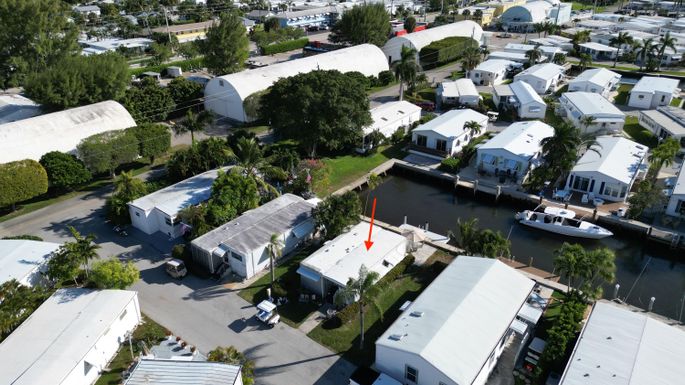 203 Ibis, Briny Breezes, FL 33435