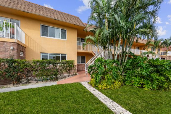 1000 9th, Delray Beach, FL 33483