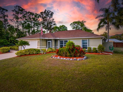 1585 Degamma, Palm Bay, FL 32907