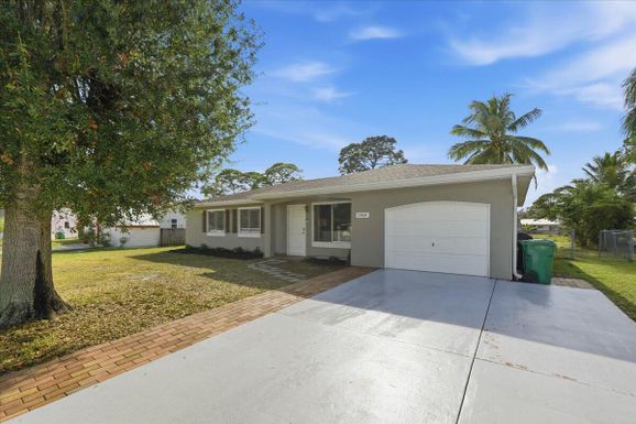 1969 Redwing Cir, Port Saint Lucie, FL 34952