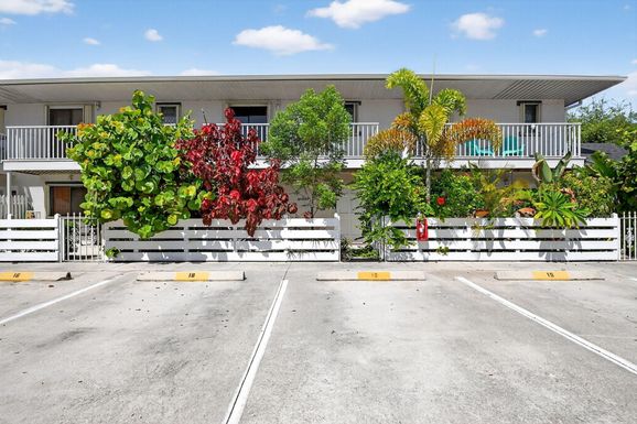 326 Pine, Lantana, FL 33462