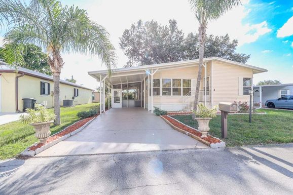 3 Espanola, Port Saint Lucie, FL 34952
