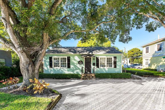 138 Swinton, Delray Beach, FL 33444