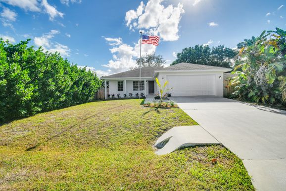 2352 Monroe, Stuart, FL 34997