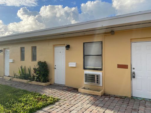 3300 Broadway, West Palm Beach, FL 33407