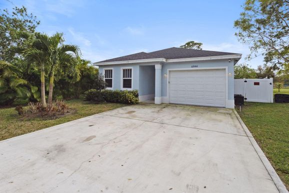 6944 2nd, Jupiter, FL 33458