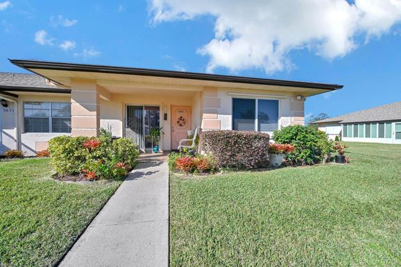 5831 Honeybell, Fort Pierce, FL 34982