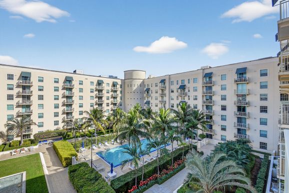 610 Clematis, West Palm Beach, FL 33401