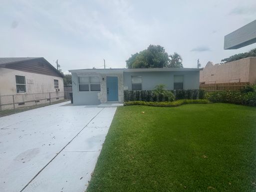 721 Nathan Hale, West Palm Beach, FL 33405