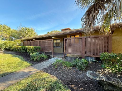 3084 Collin, West Palm Beach, FL 33406