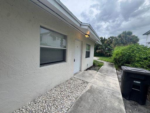 412 21st, West Palm Beach, FL 33407