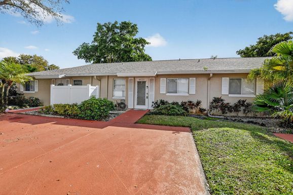 8622 Dreamside, Boca Raton, FL 33496