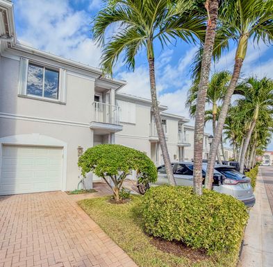 753 Seaview, Juno Beach, FL 33408