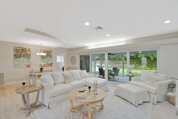 1133 7th, Boca Raton, FL 33486