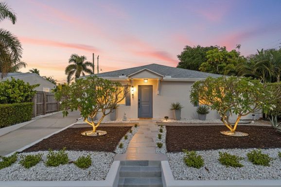 415 Maddock, West Palm Beach, FL 33405