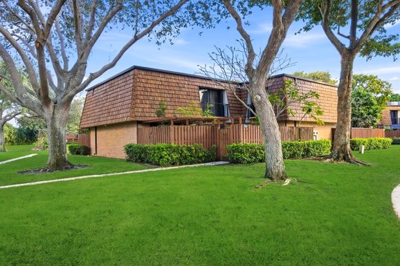 3022 30th, Greenacres, FL 33463