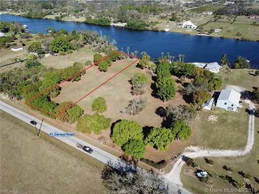 3810 Fort Denaud, Other City - In The State Of Florida FL 33935