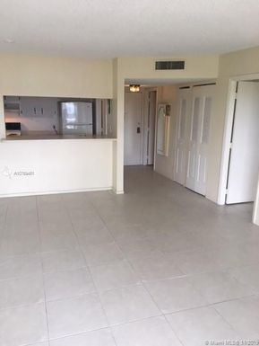 4174 Inverrary Dr # 706, Lauderhill FL 33319