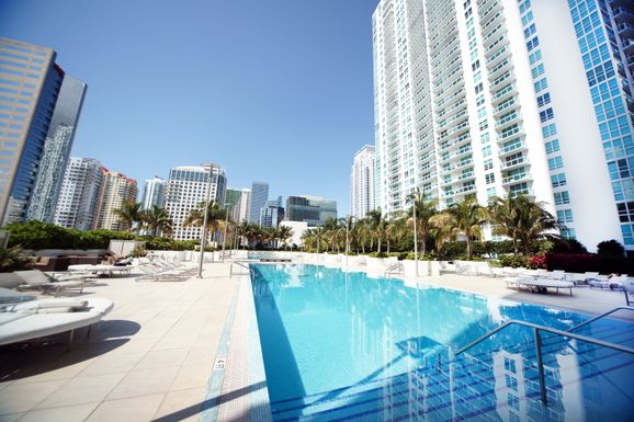 The Plaza on Brickell West Tower