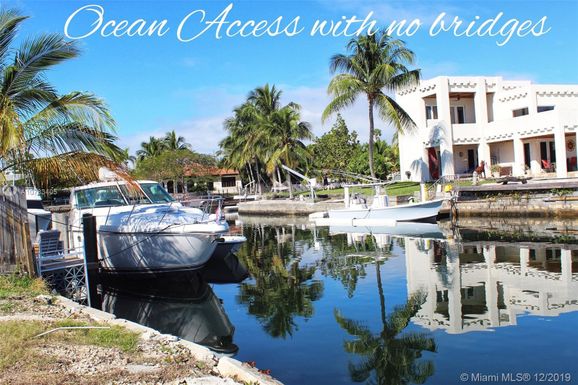 1905 N Hibiscus Dr, North Miami FL 33181