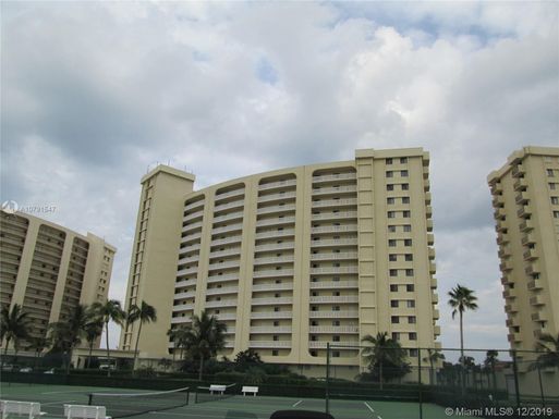 200 Ocean Trail Way # 2, Jupiter FL 33477