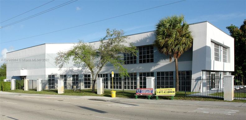 3001 Griffin Rd # A, Dania Beach FL 33312