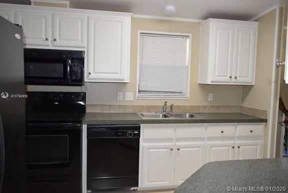 21520 NW 3rd St # 21520, Pembroke Pines FL 33029