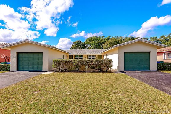 2980 NW 118th Dr, Coral Springs FL 33065