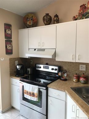 7191 W 24th Ave, Hialeah FL 33016