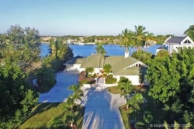 18896 Point Dr., Tequesta FL 33469